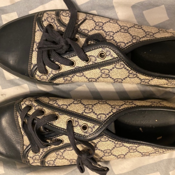 Gucci shoes